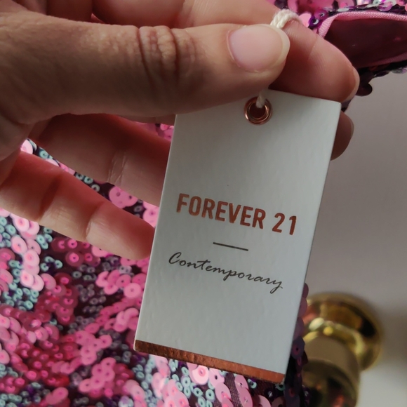 Top - Picture 6 of 7